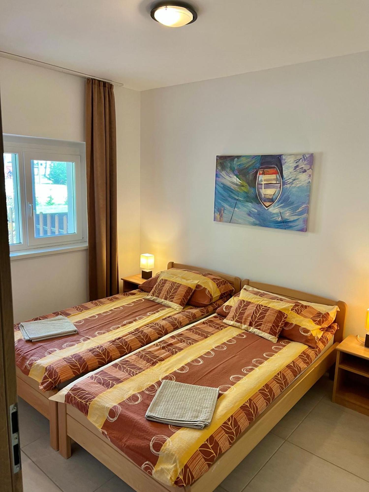 Waterfront Apartmanok Zamárdi Buitenkant foto