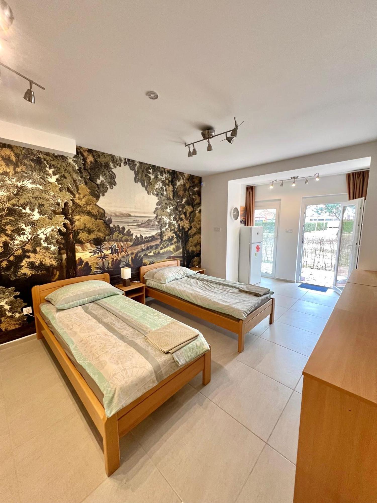 Waterfront Apartmanok Zamárdi Buitenkant foto
