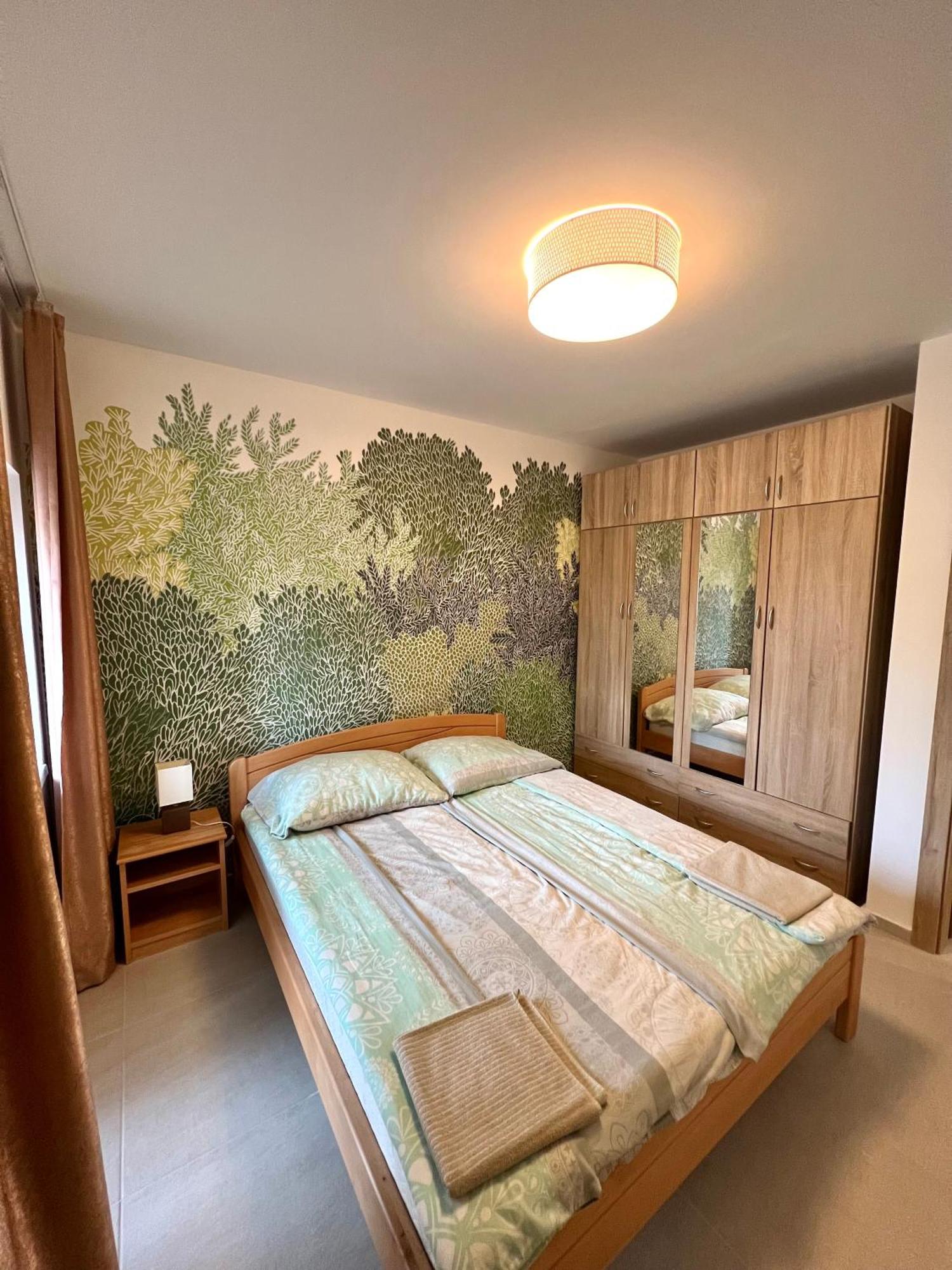 Waterfront Apartmanok Zamárdi Buitenkant foto